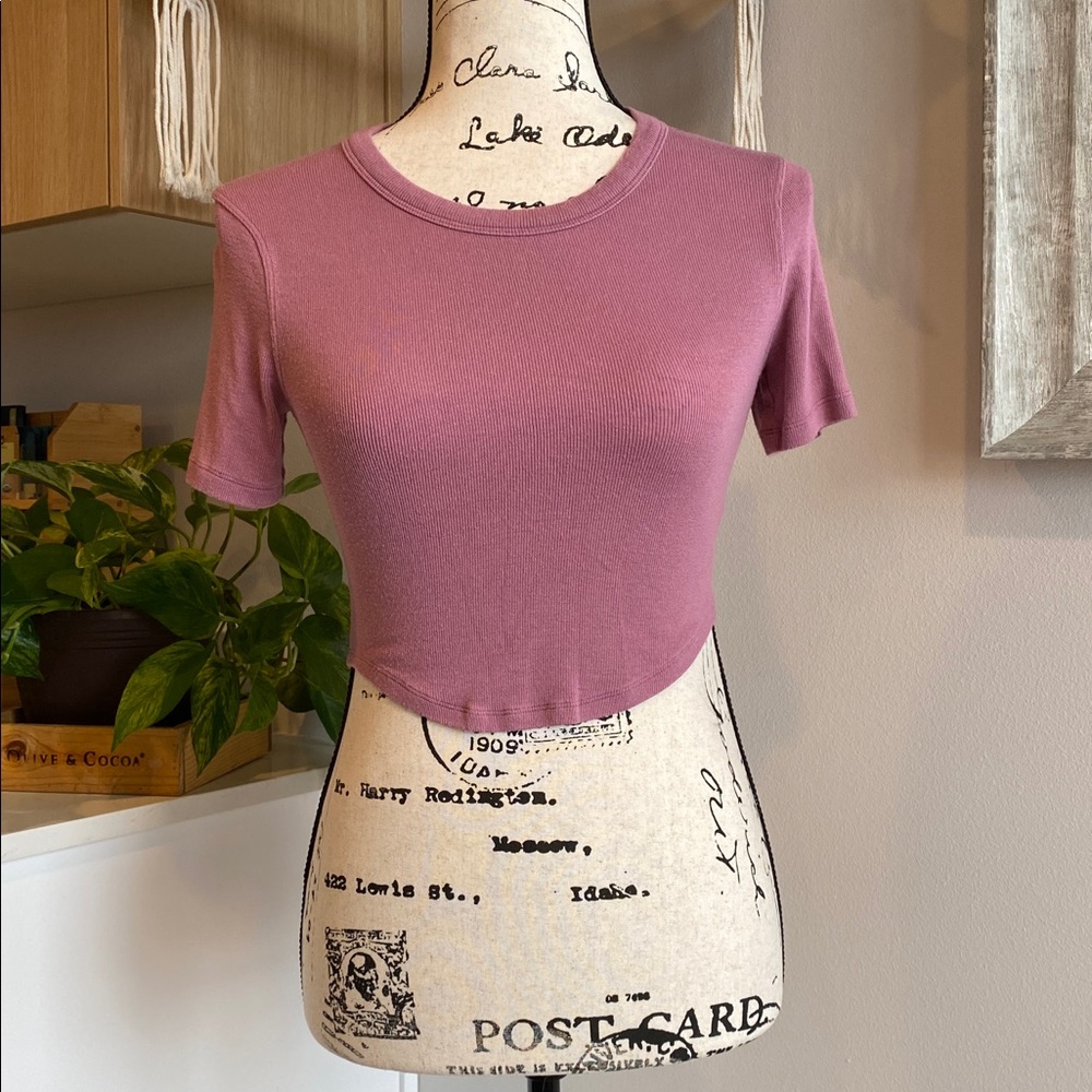 lululemon athletica Pink Crop Top